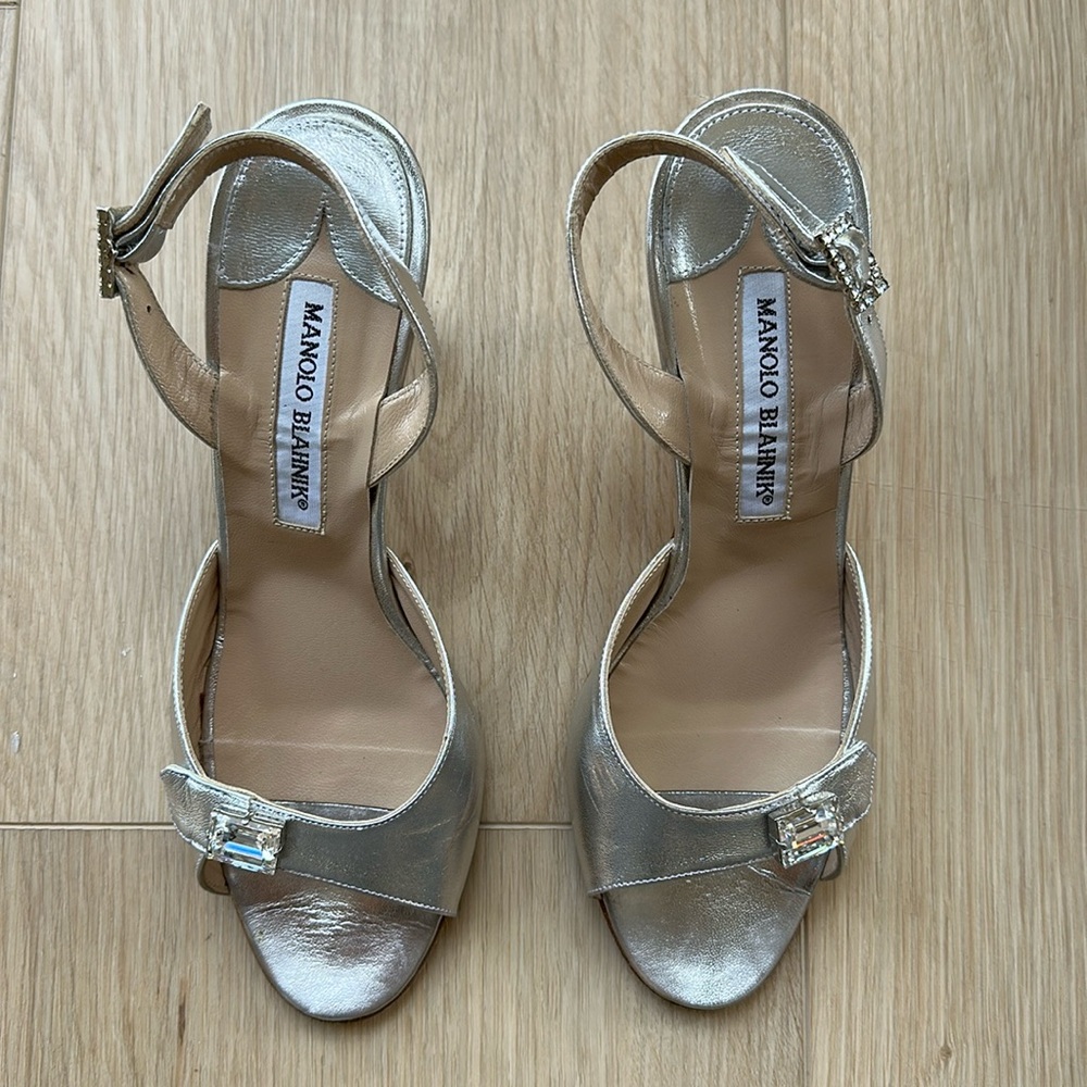 Manolo Blahnik Silver Sandals with Jewel Stone - Size 36.5 (used condition)